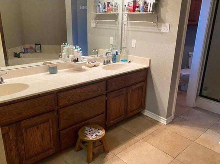 Charlotte bathroom after cleaning